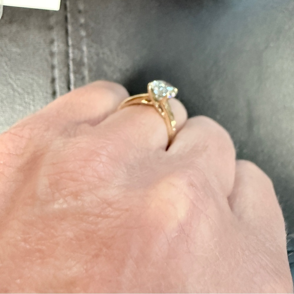 NWT Kay Now + Forever Oval-Cut Lab-Grown Diamond vs2 2.02ct tw 14K Yellow Gold - Picture 4 of 13